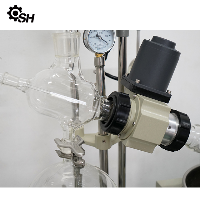 Desktop rotary evaporator with hand lift and oil bath